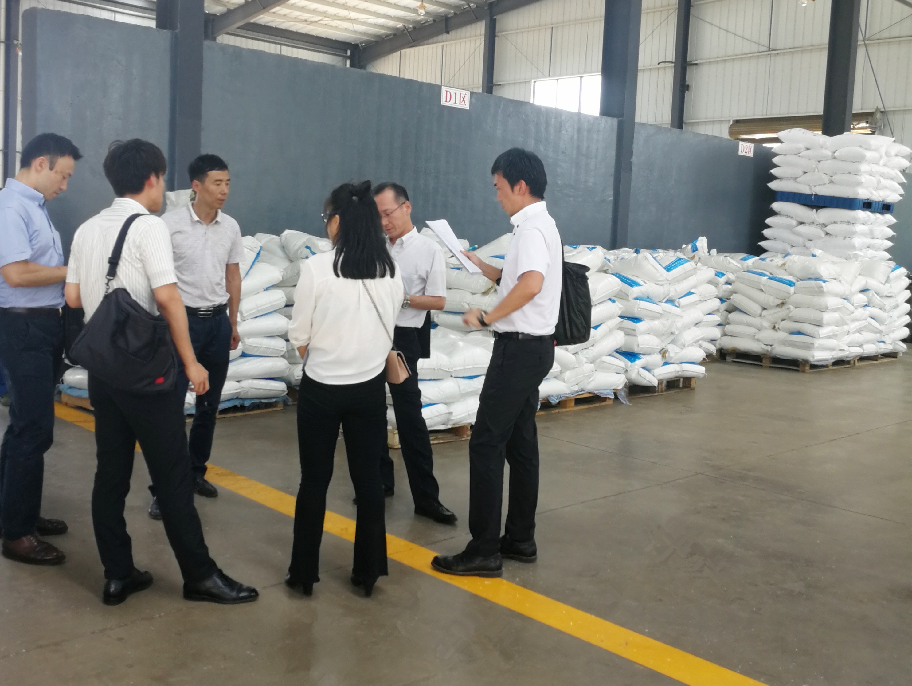 日本客户来访江海环保现代化的新工厂